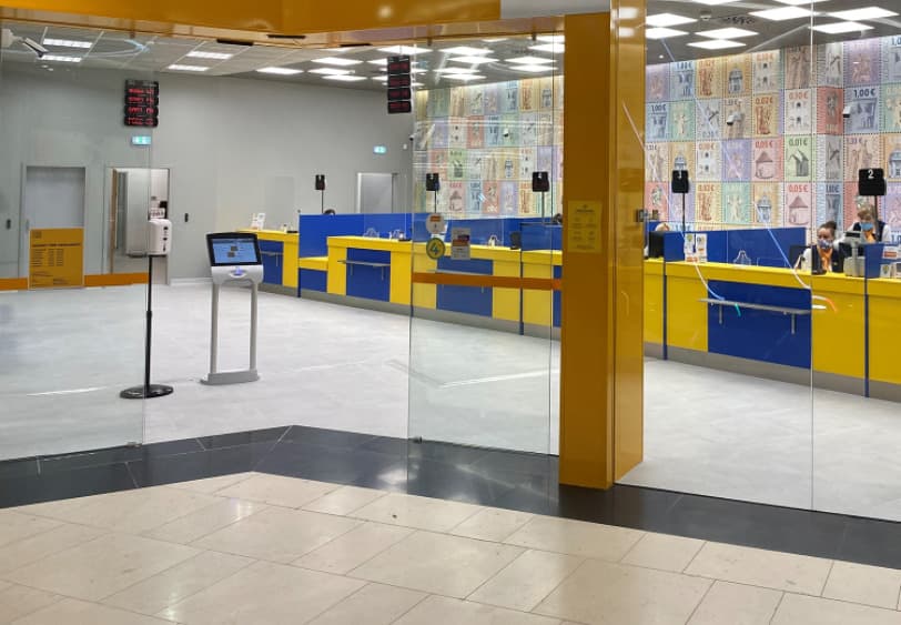 Pobočky Slovenskej pošty budú v sobotu 11. decembra otvorené o hodinu dlhšie