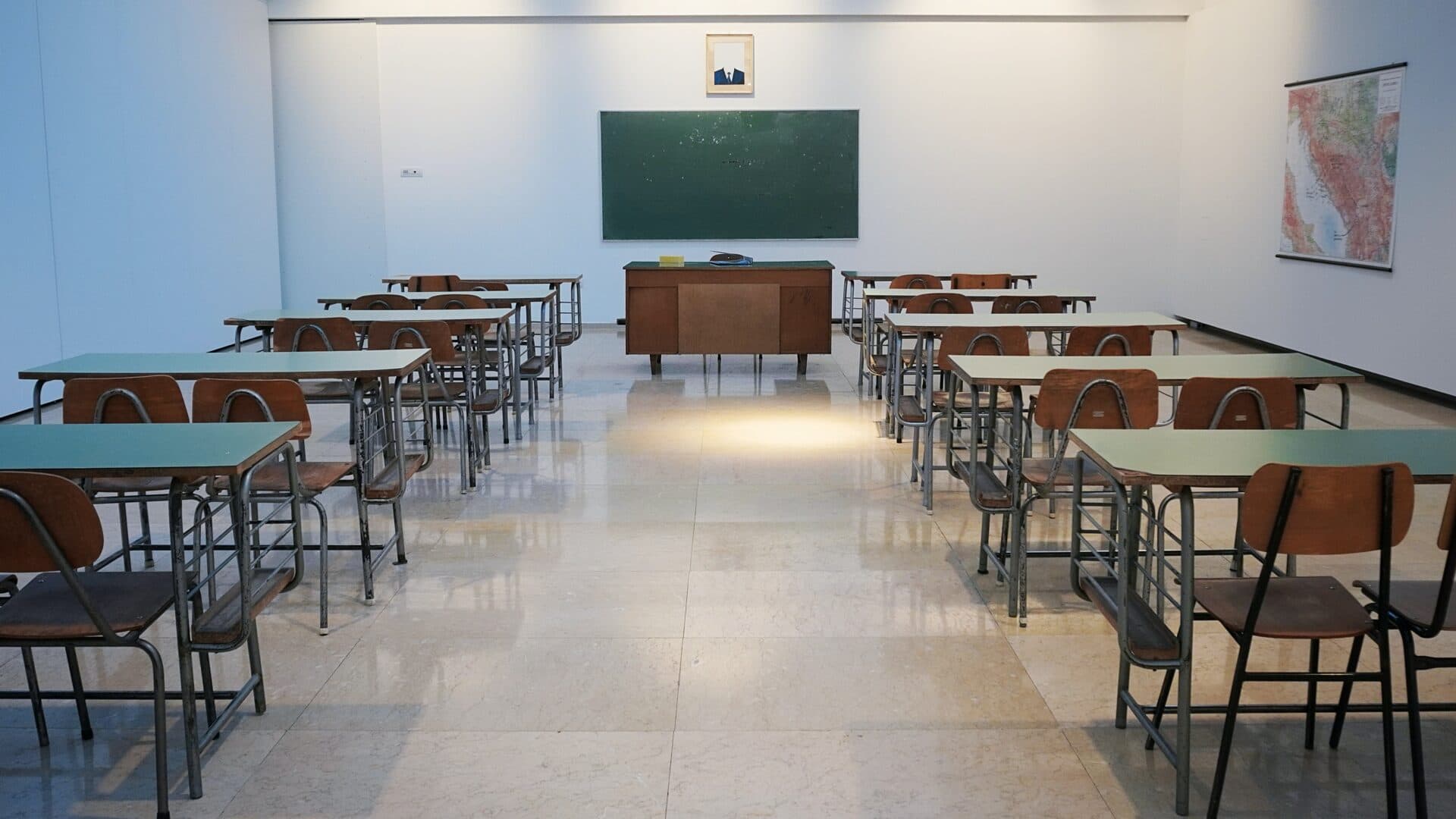 Ministerstvo školstva vyčlenilo 1,5 milióna eur na riešenie havarijných situácií v školách