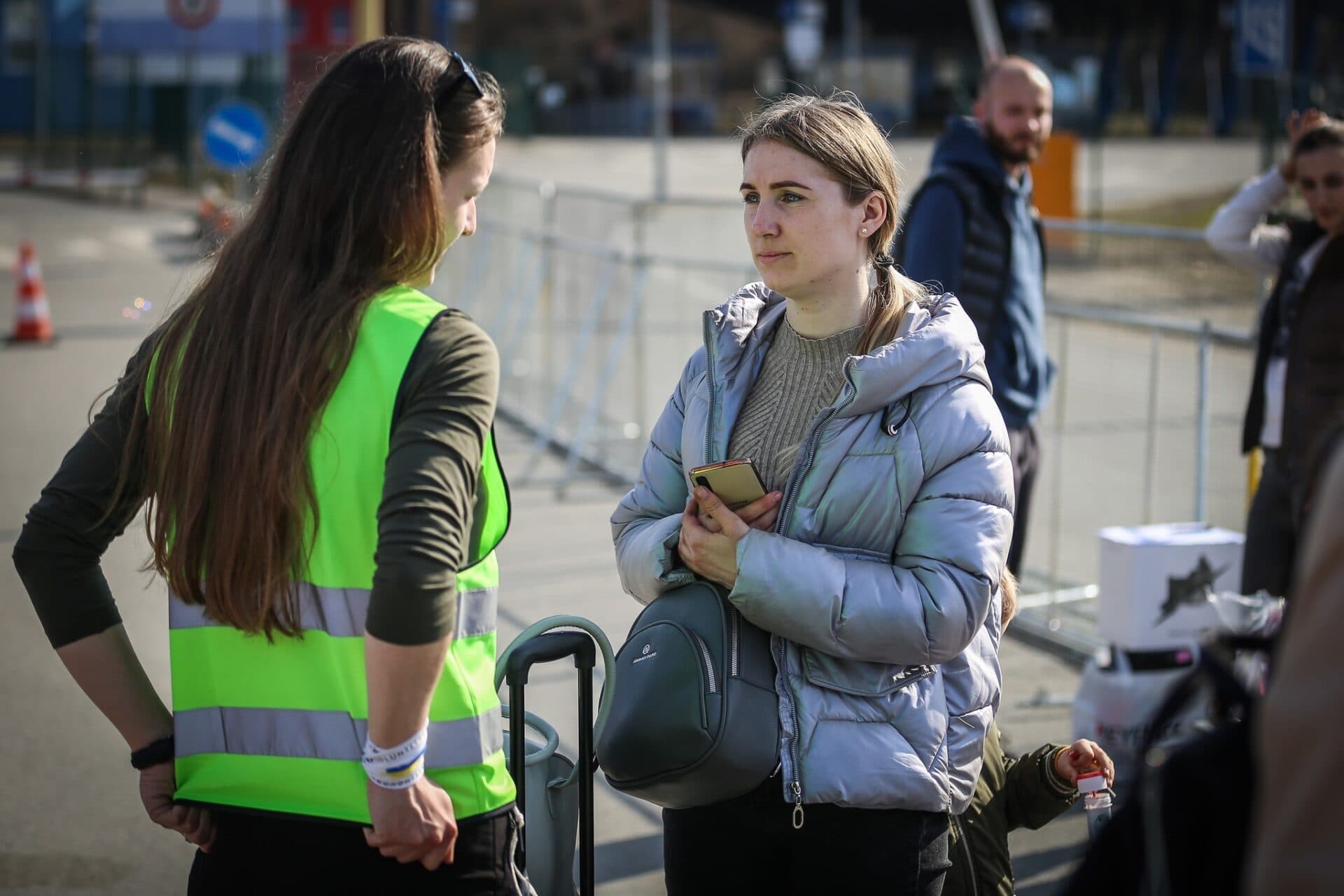 Odídencom z Ukrajiny vyplatí štát necelú pätinu z celkovej sumy pomoci v hmotnej núdzi