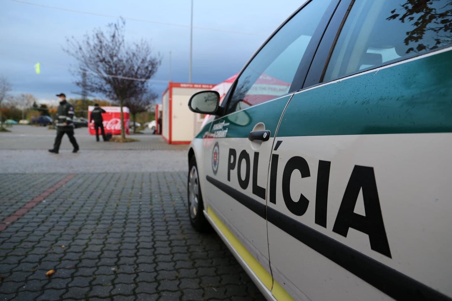 V Čani došlo za bieleho dňa k znásilneniu iba 15-ročného dievčaťa