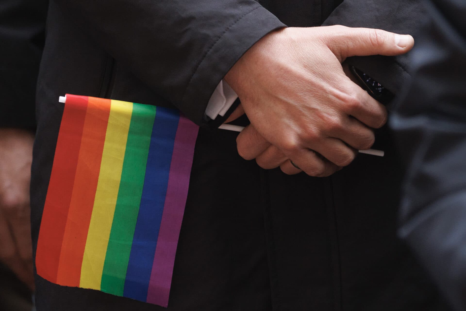 Vláda Slovenskej republiky a Európsky parlament odsudzujú útok na dvoch mužov z LGBTI komunity