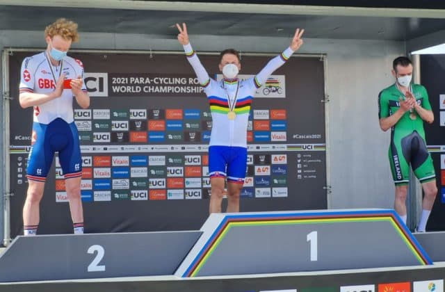 Paracyklista Patrik Kuril sa stal majstrom sveta, ťažil z úniku štvorice pretekárov