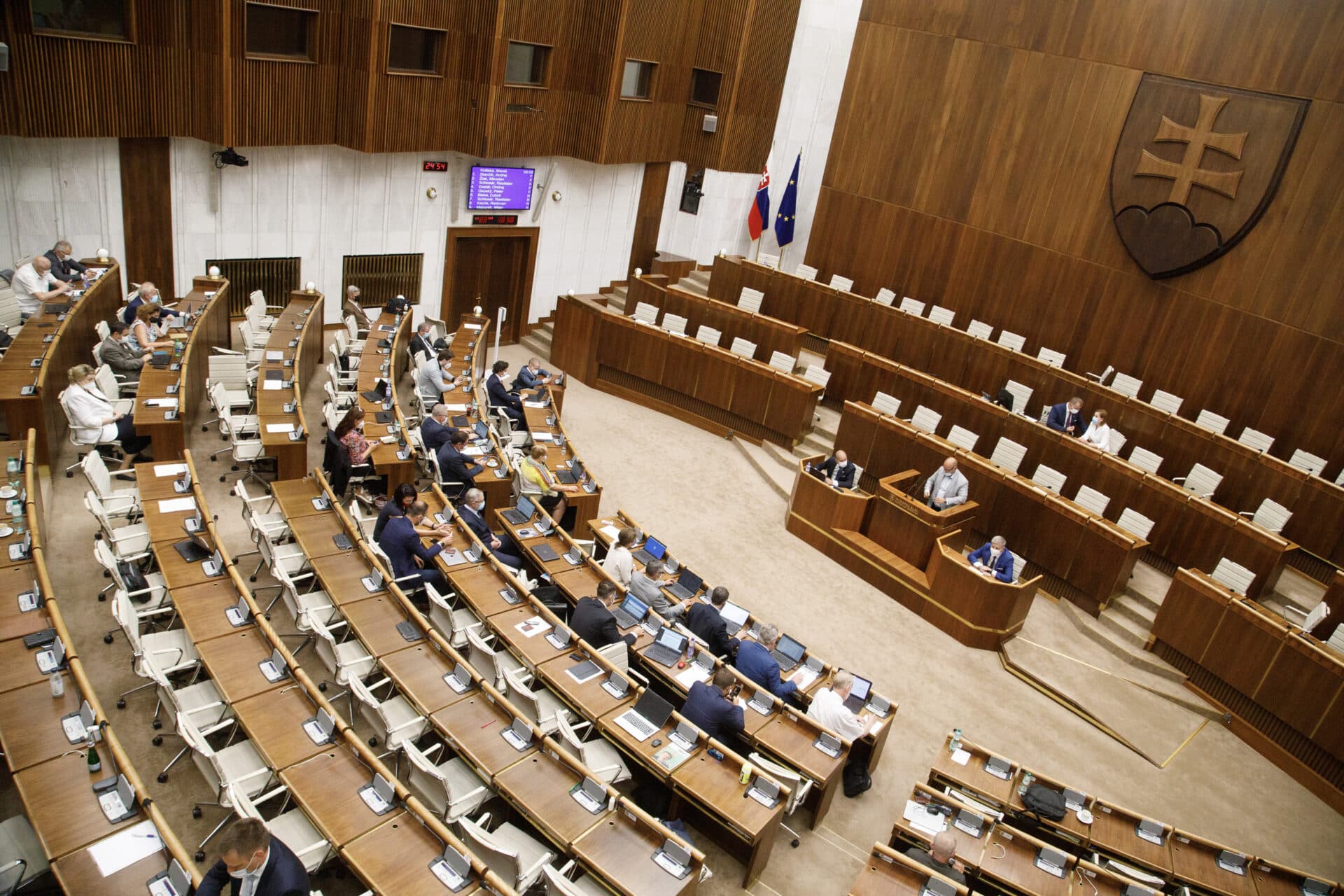 Koalícia dosiahla dohodu pri zákone o zvýhodnení zaočkovaných