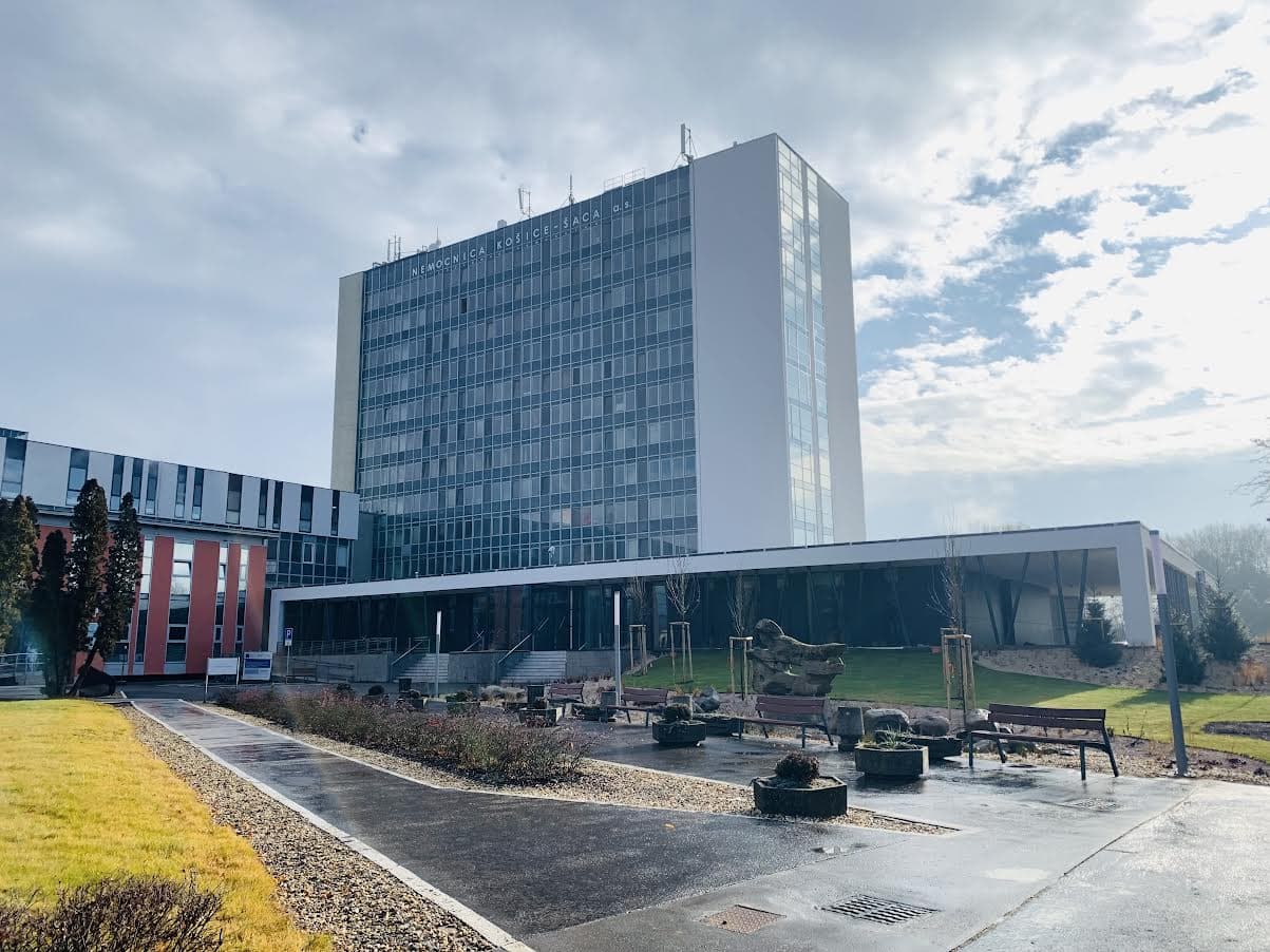 V nemocnici Košice – Šaca Sa za uplynulý týždeň zdvojnásobil počet hospitalizovaných COVID pacientov