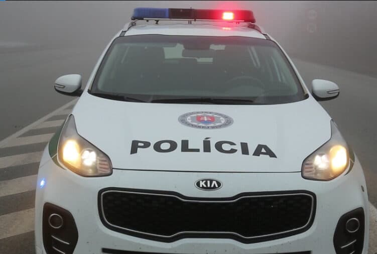 Po streľbe zadržali policajti podozrivú osobu