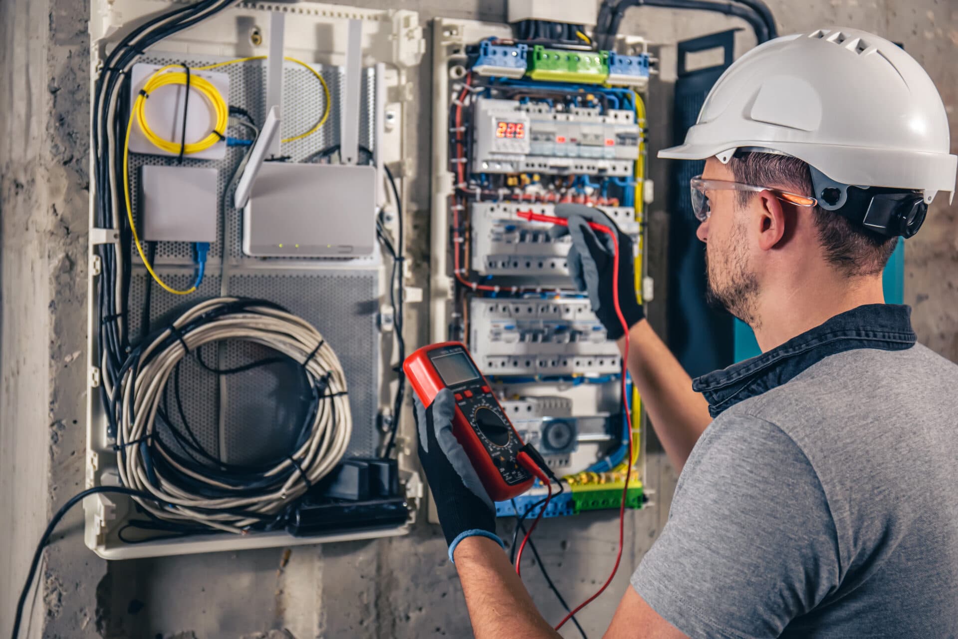 Oznam o odstávkach elektrickej energie na tento týždeň v Košickom kraji (11.8. – 15.8.2025)