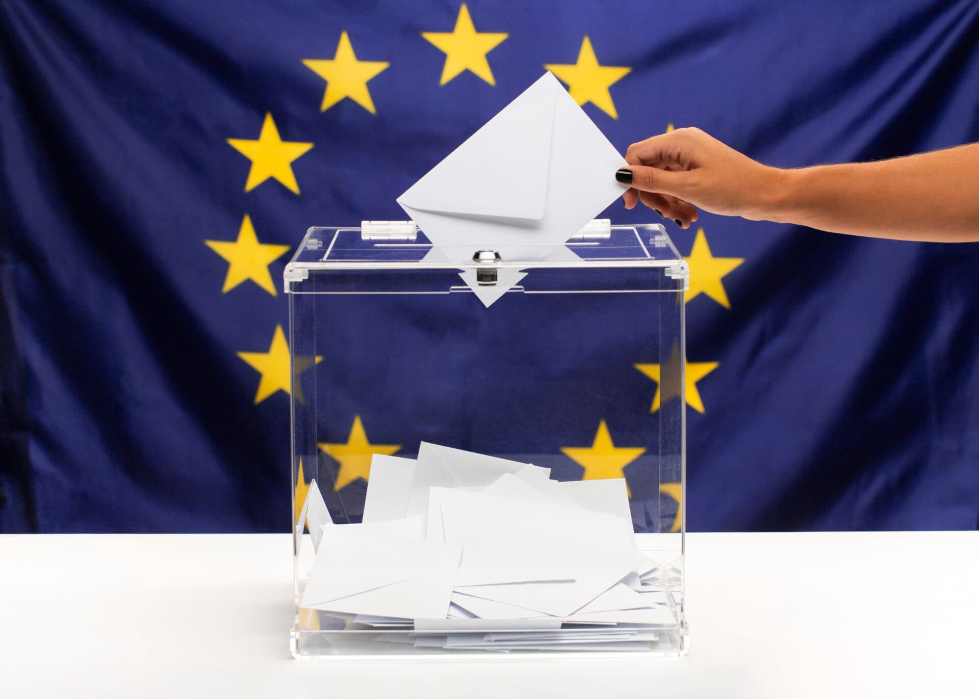 Osem zo súčasných 14 slovenských europoslancov končí, deväť bude nováčikov