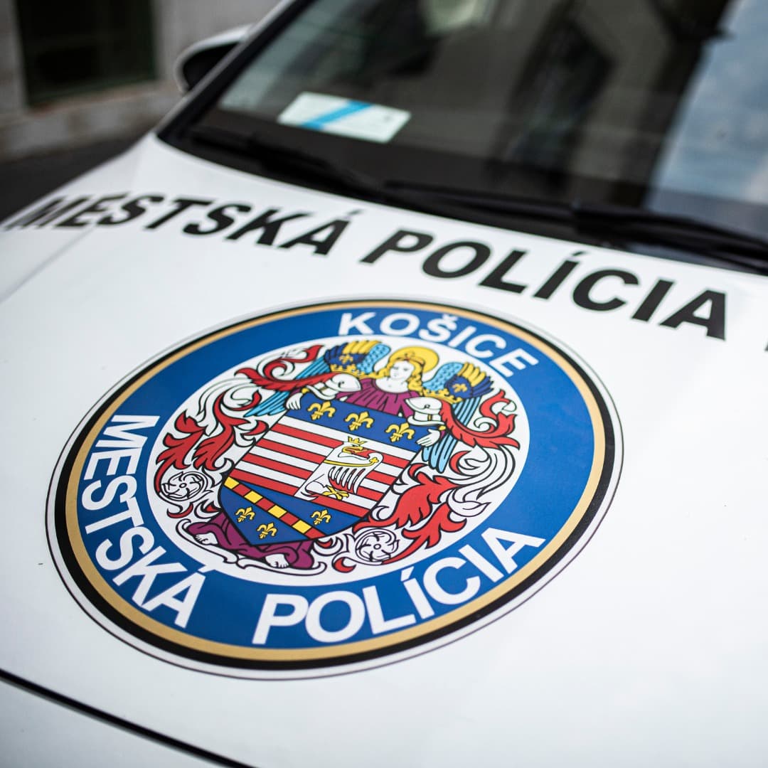 Dve deti vo veku 9 a 11 rokov našli na košickej stanici, rodičia si po ne neprišli