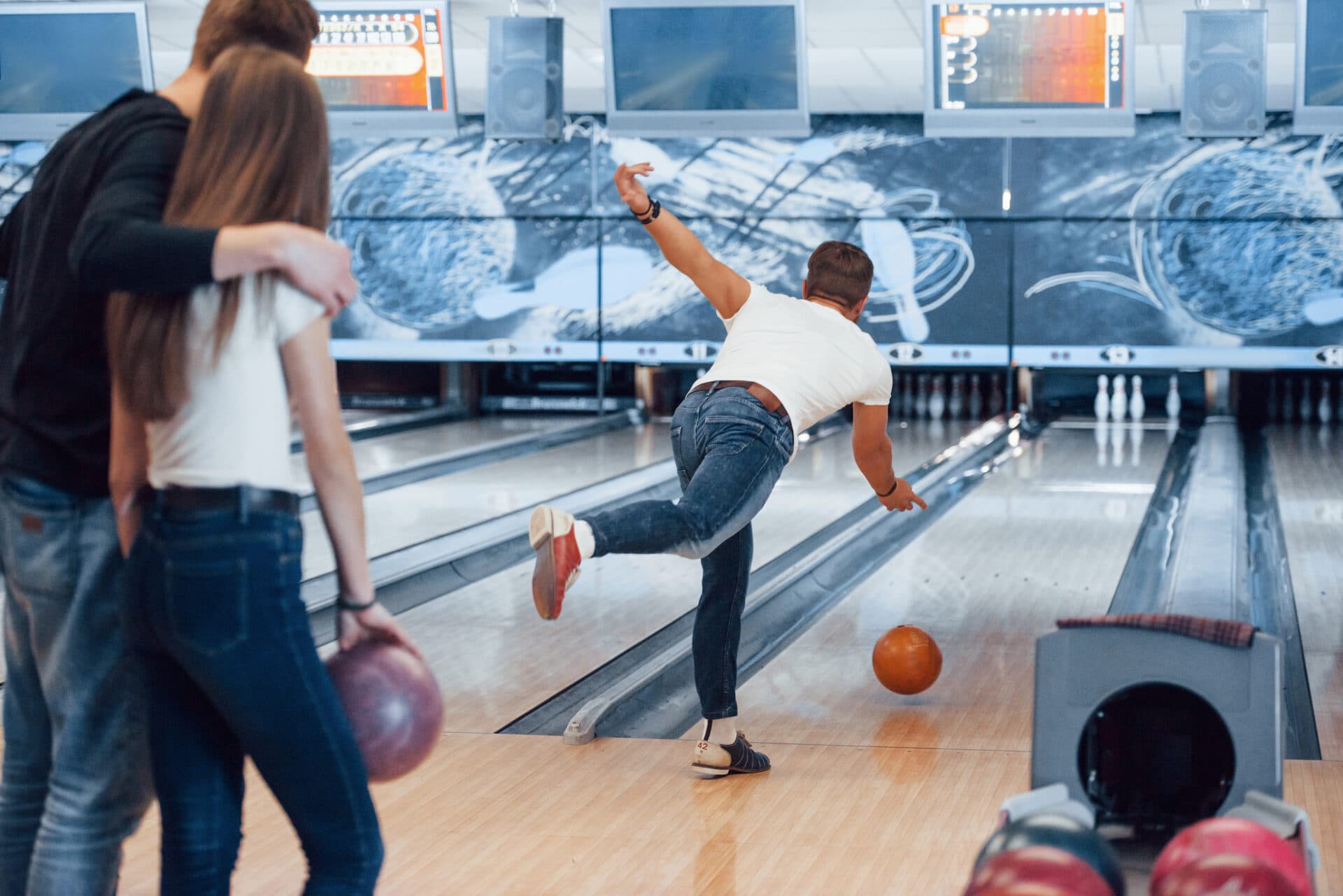 Výťažok z benefičného bowlingu pomôže pri výstavbe útulku