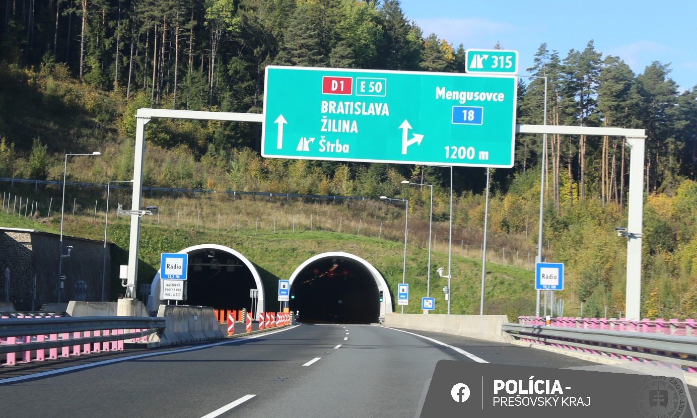 AKTUÁLNE: Tunel Bôrik je uzavretý, dopravu odkláňajú policajti