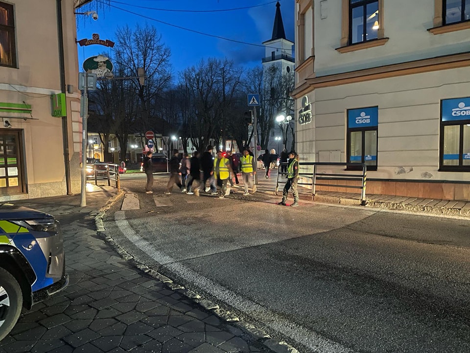 Zdroj: META/Polícia SR-Prešovský kraj/Omša za obete tragédie v Spišskom Podhradí